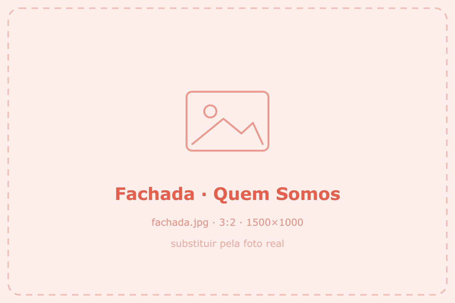 Fachada da Escola Flor e Ser, na Rua Marechal Floriano, no Centro de Coronel Fabriciano
